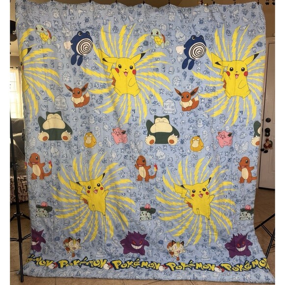 1998 Nintendo Pokemon Comforter 74.5" x 88" Pikachu Charmander - Picture 1 of 10